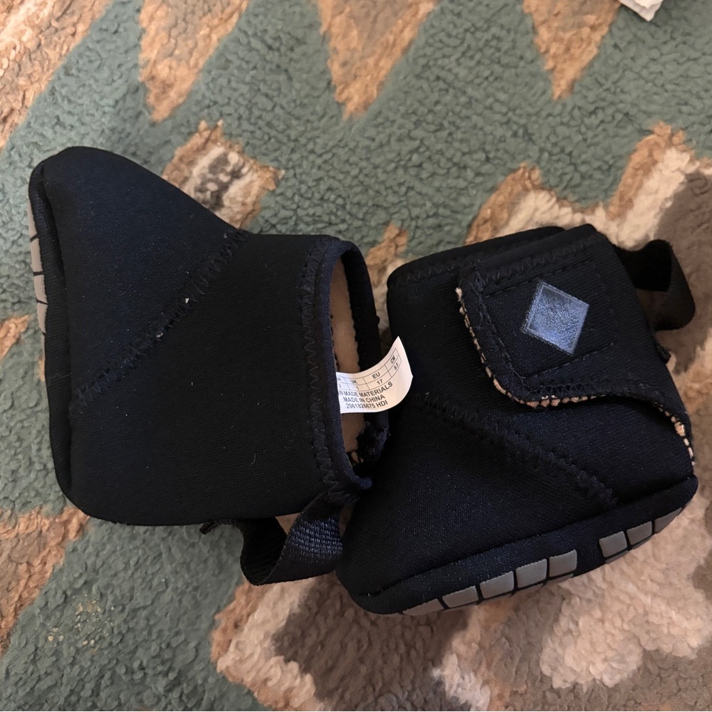 Infant muck boots